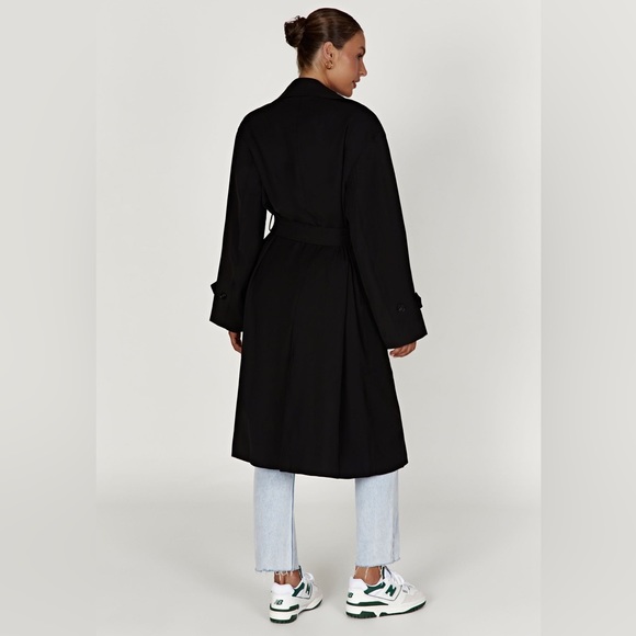 Meshki Kelly Super Oversized Trench Coat in Black Long Jacket - Picture 2 of 11